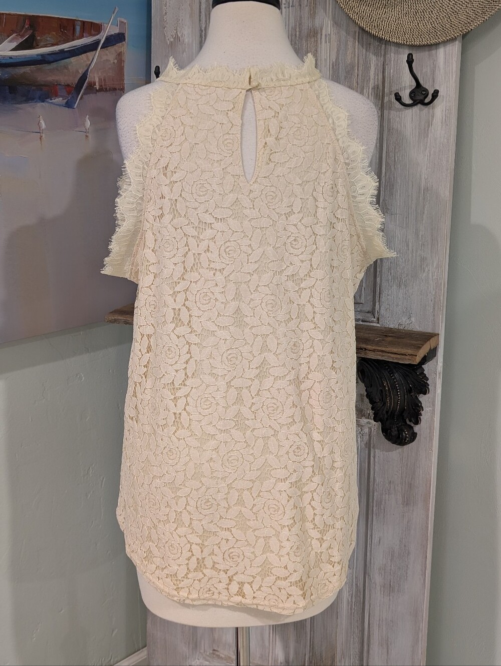 NWT Berryou Off-white Lace Halter Neck Sleeveless Blouse - Picture 3 of 7